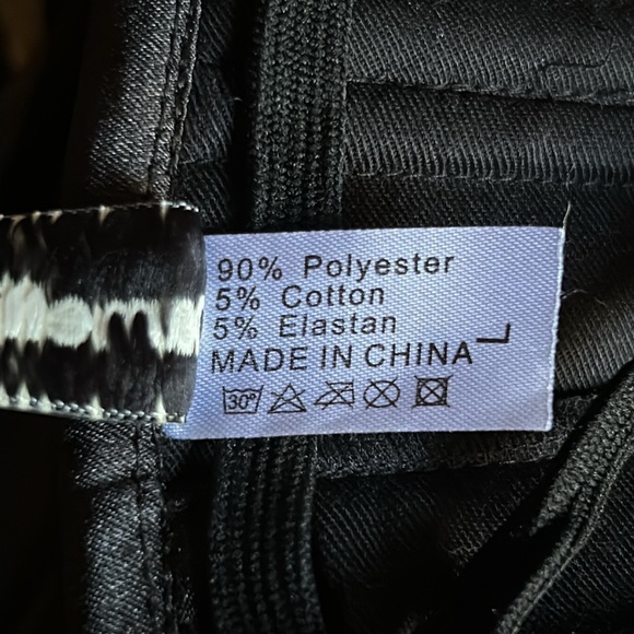 Camellias Corset - Picture 8 of 9